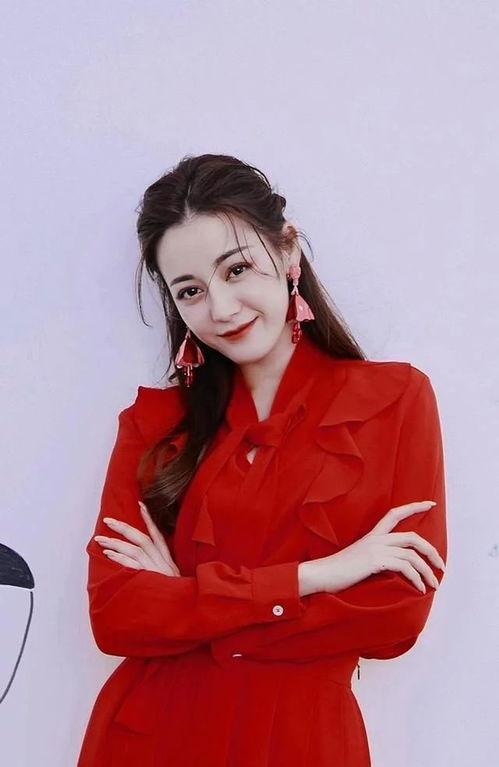 吃瓜娱乐迪丽热巴,瓜田里的甜蜜“瓜王”